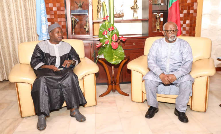 Lejeune Mbella Mbella a reçu Nouhoum Sangaré